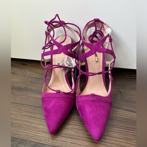 Zara Trafaluc Berry Colored Lace Up Heels NWT (Size 40/9)
